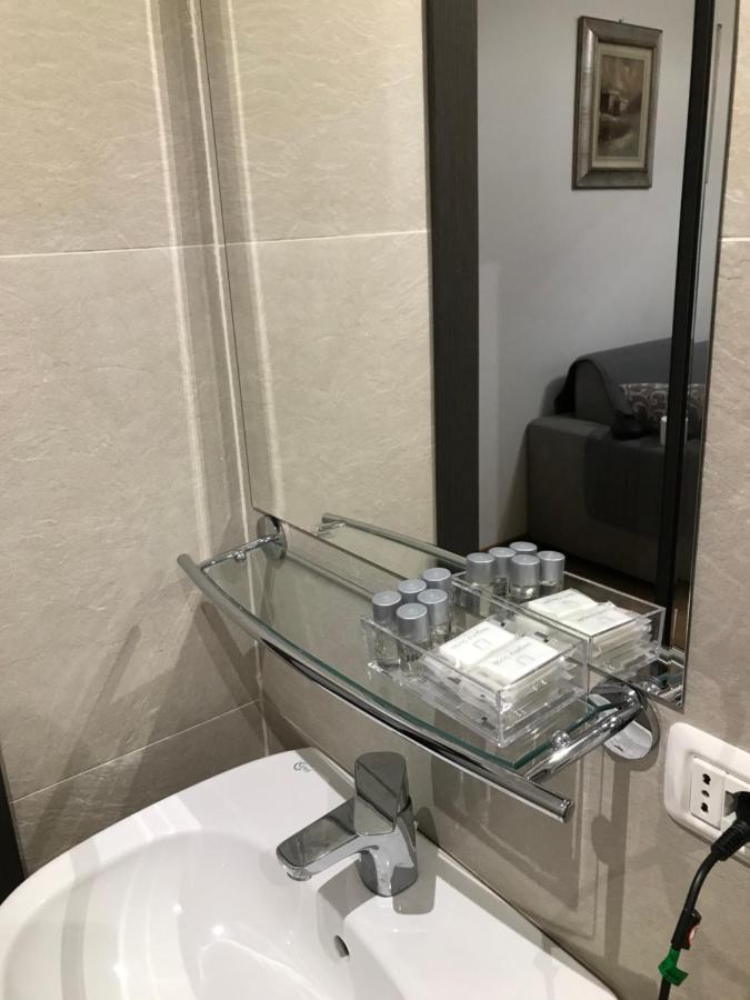 Bocconi * Milán